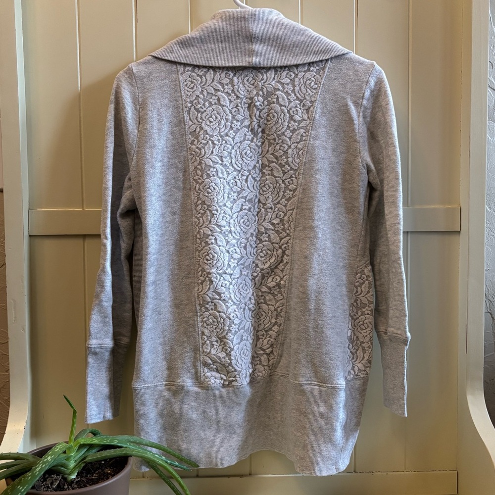 A Pea in the Pod Maternity Sweater - Size S